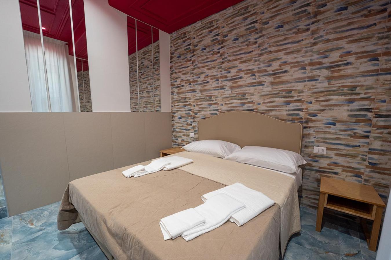 Pc Boutique H Napoli Centro, By Clapa Group Hotel Luaran gambar